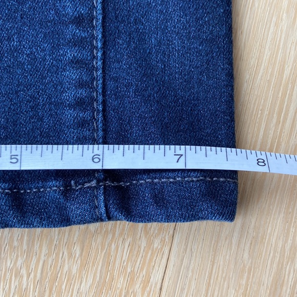 Joe’s Jeans Curvy Bootcut Jeans - Picture 14 of 14